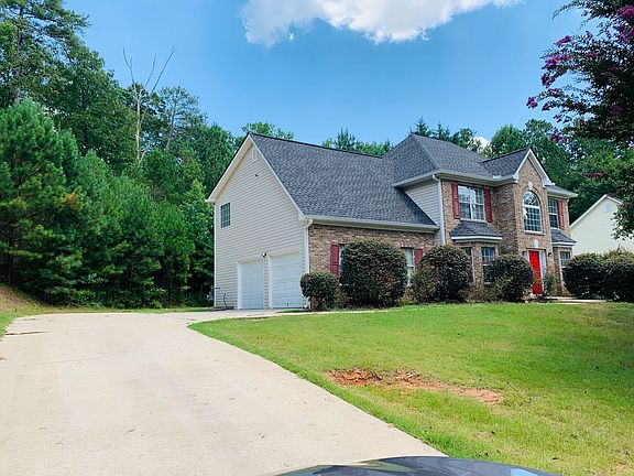 2nd image of 325 Barrington Grange Dr