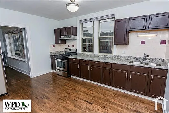 3 bed, $1,860 — Photo 1