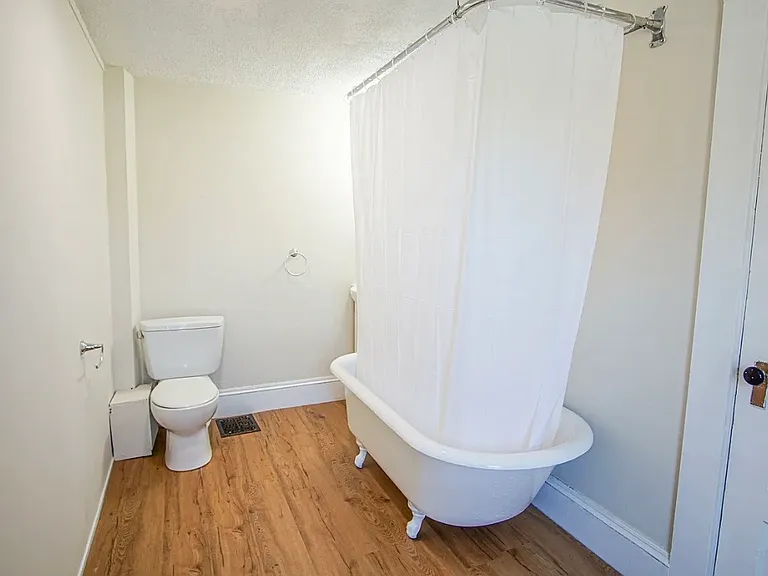 38 Emerson St — Photo 11