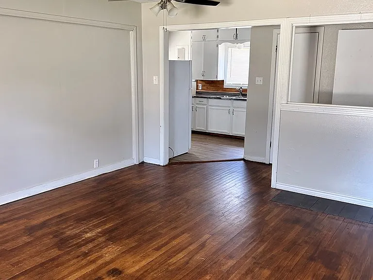 805 San Carlos St — Photo 2