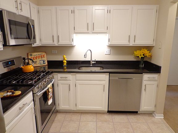 3rd image of 245 S Park Ln Unit 116