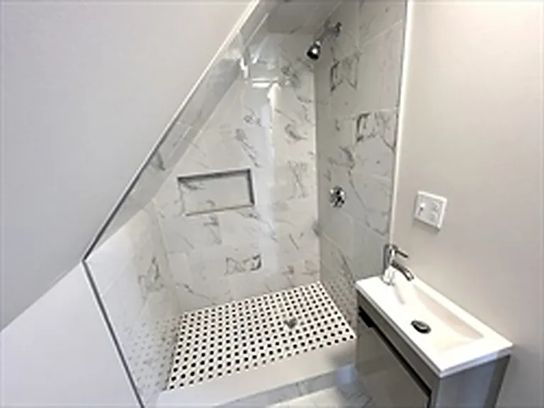 6 La Grange Pl — Photo 14
