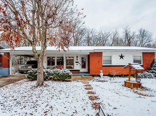 418 Riddell Ct, Irvine, KY 40336