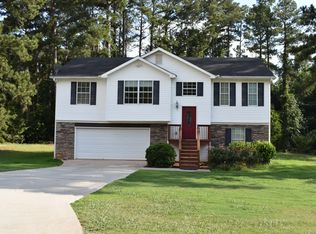 35 Loudoun Dr, Covington, GA 30014