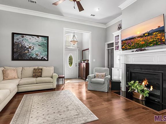 4th image of 1525 River Run Dr