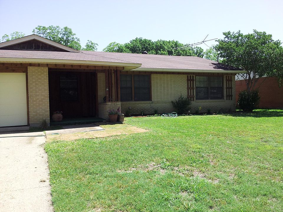 1st image of 4906 Sandra Lynn Dr