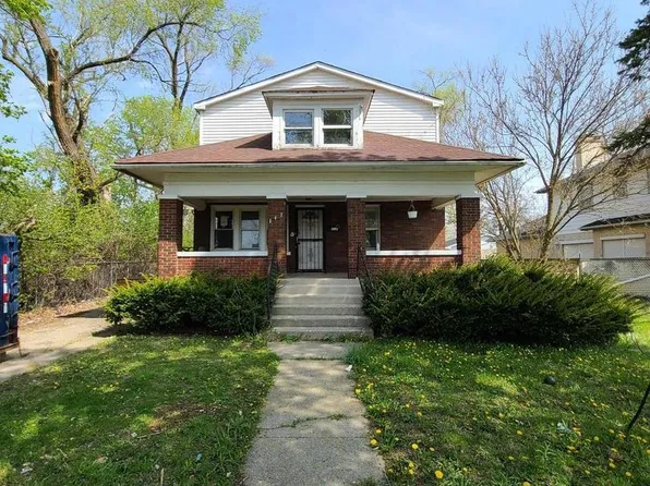 147 W 150th St, Harvey, IL 60426