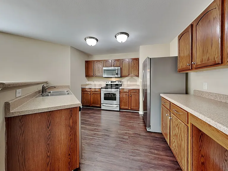 1320 Perga Ct — Photo 3