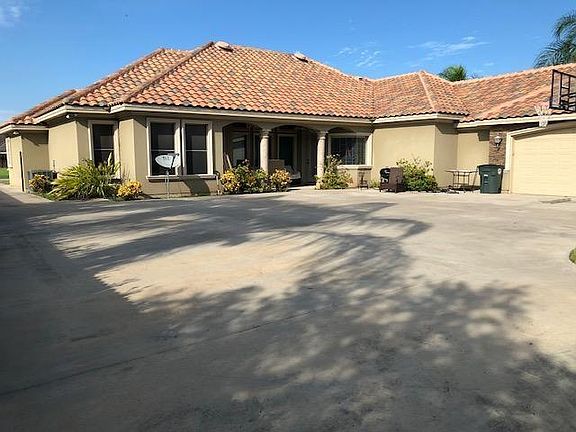 2nd image of 1506 Sheri Lee Dr
