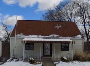 2416 Hillview St, Pittsburgh, PA 15234