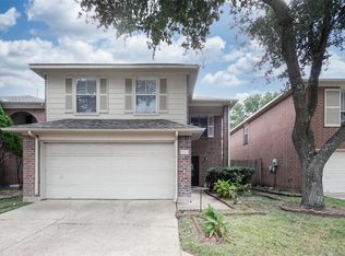 8010 Golf Green Cir, Houston, TX 77036