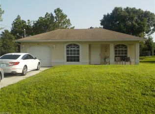 2812 50th St W, Lehigh Acres, FL 33971