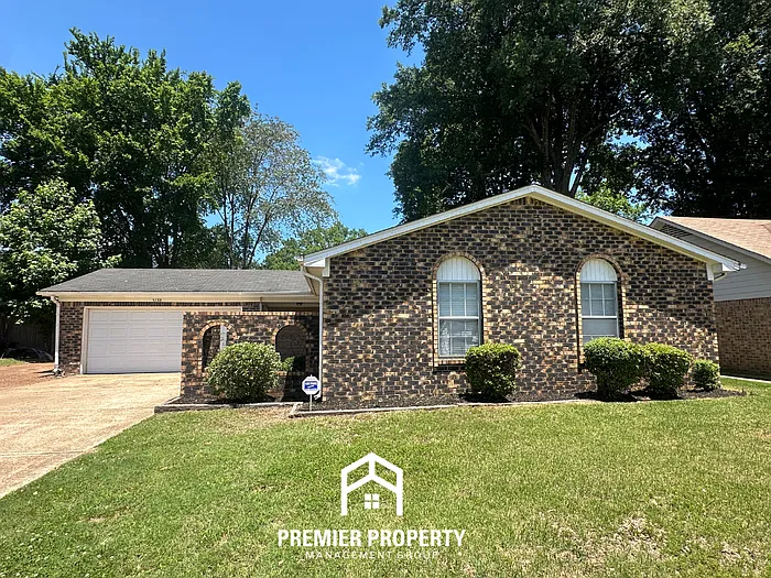 5288 Yale Rd — Photo 1