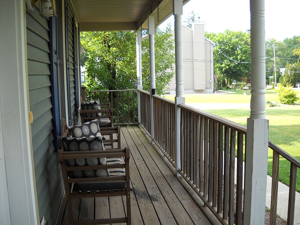 Lemonade Front Porch