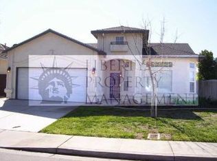 2989 W Autumn Dr, Merced, CA