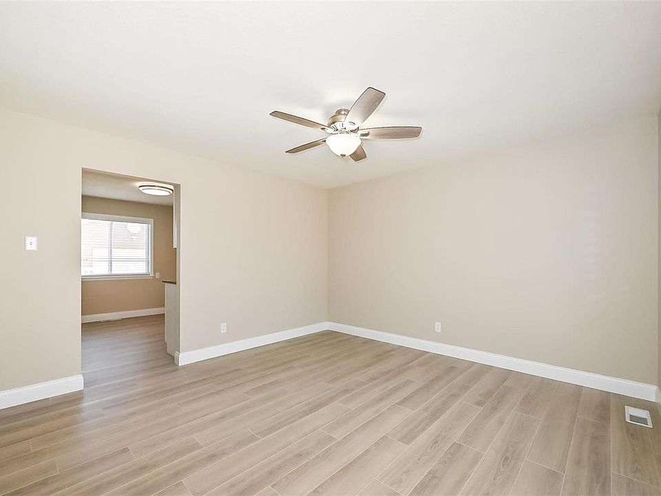 2876 Beechwood Ln, Maryland Heights, MO 63043 Zillow