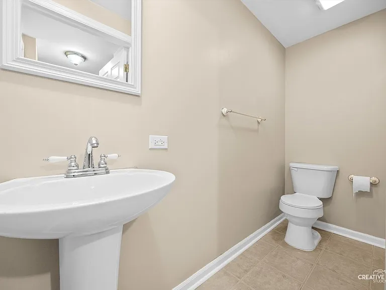 1445 Waterside Dr — Photo 22