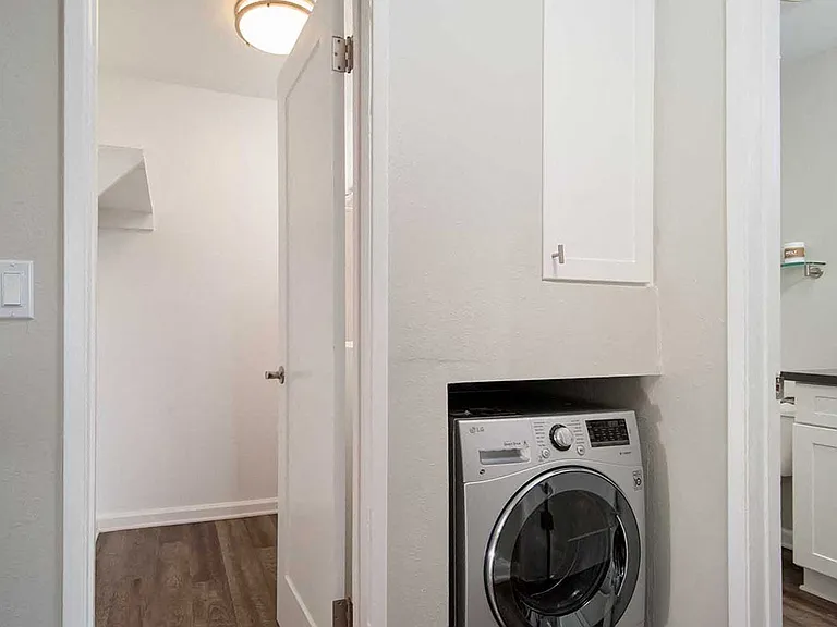 Los Robles Apartments — Photo 50