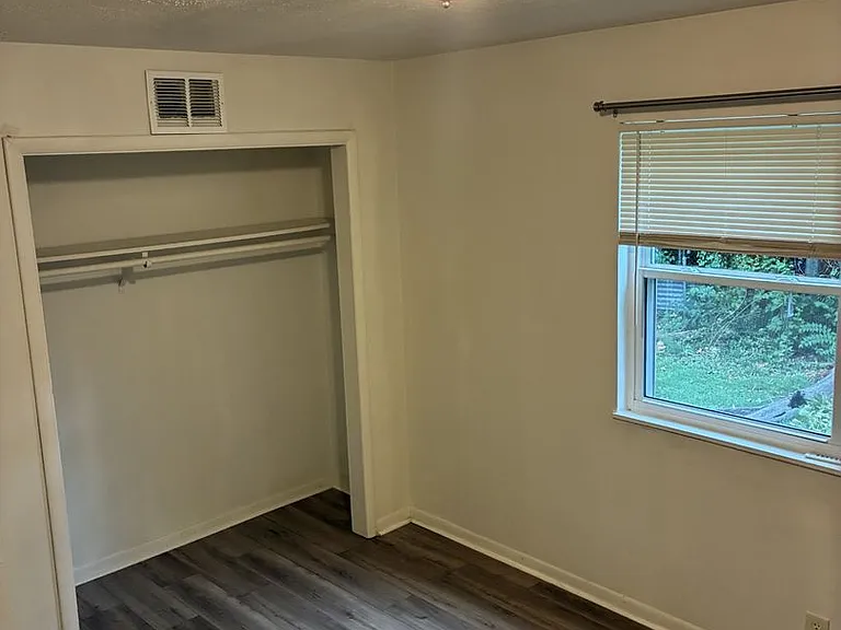 4115 Pinecroft Dr — Photo 1