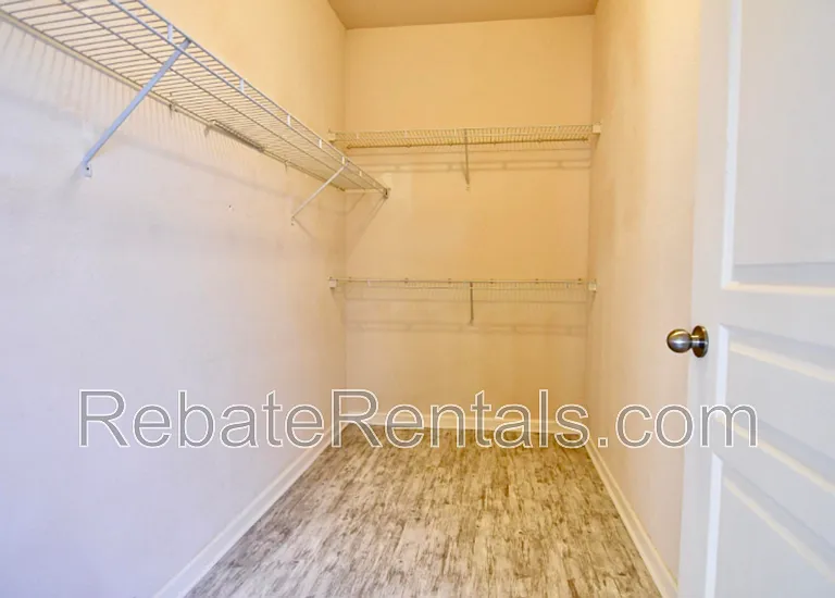8290 Gate Pkwy #137 — Photo 13