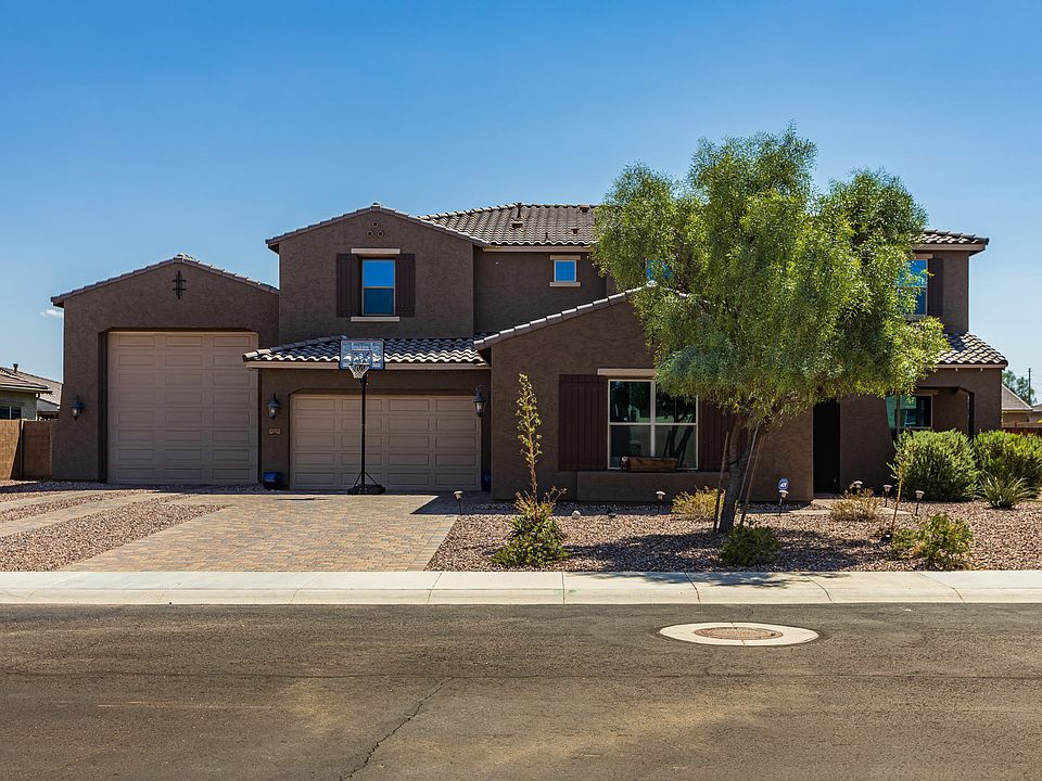 1st image of 18409 W Sells Dr