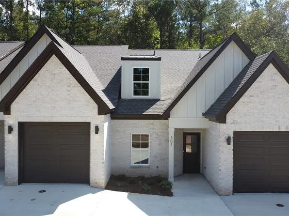 1100 Arcadia Ave #301, Auburn, AL 36830