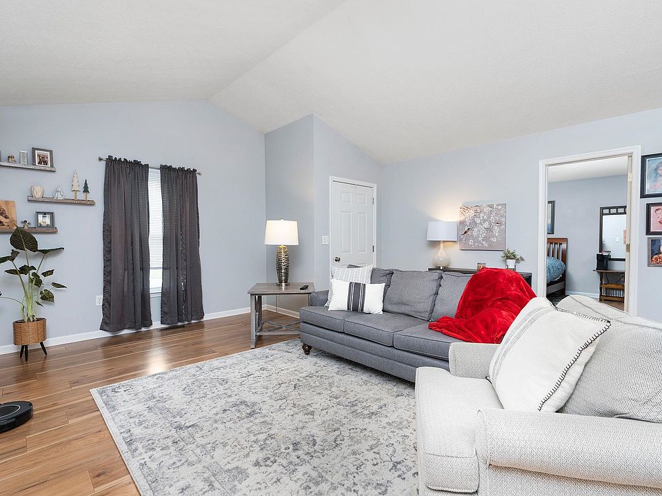 1718 Monroe St, Waynesboro, VA 22980 Zillow