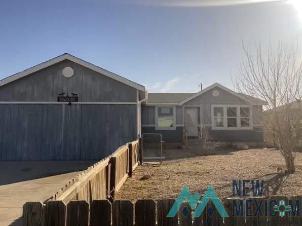 2202 Iris St, Carlsbad, NM 88220