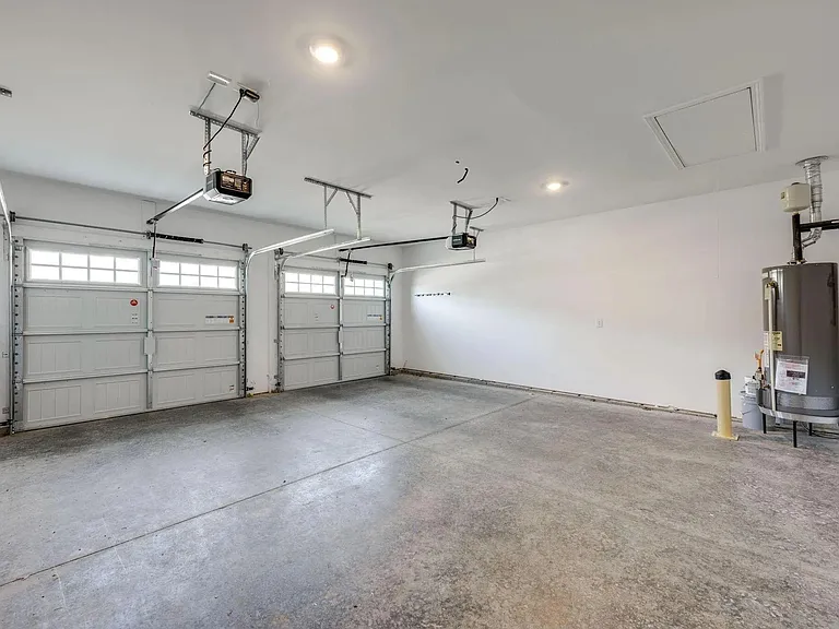 6537 Satjanon Dr — Photo 9