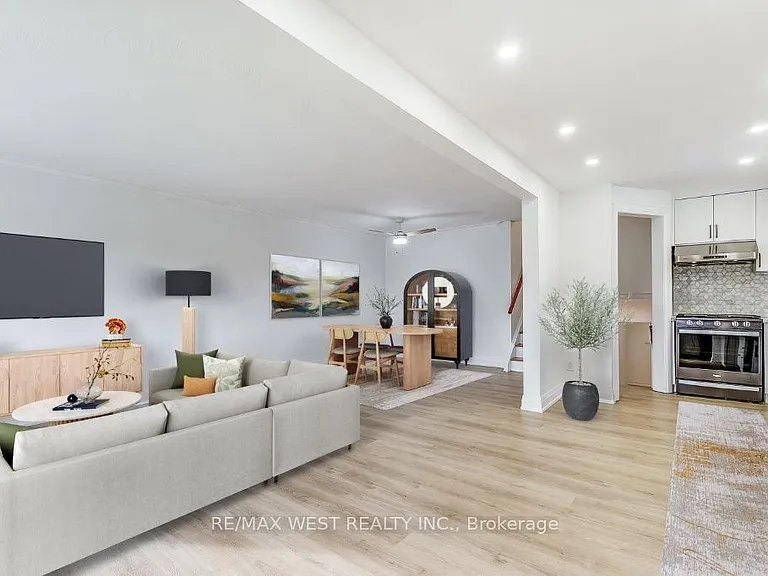 10 Rima Ct — Photo 5