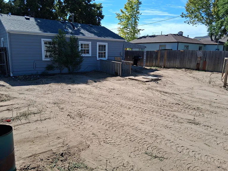 6891 Olive St — Photo 14