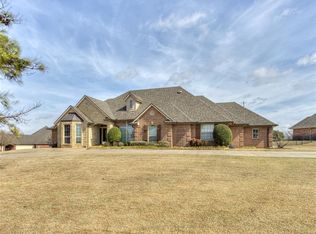 3332 Brierwood Dr, Newcastle, OK 73065