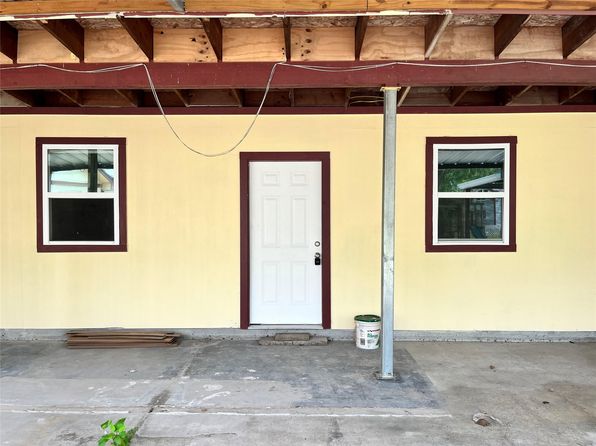 5104 39th St #3, Dickinson, TX 77539 – 1-bedroom rental in Dickinson
