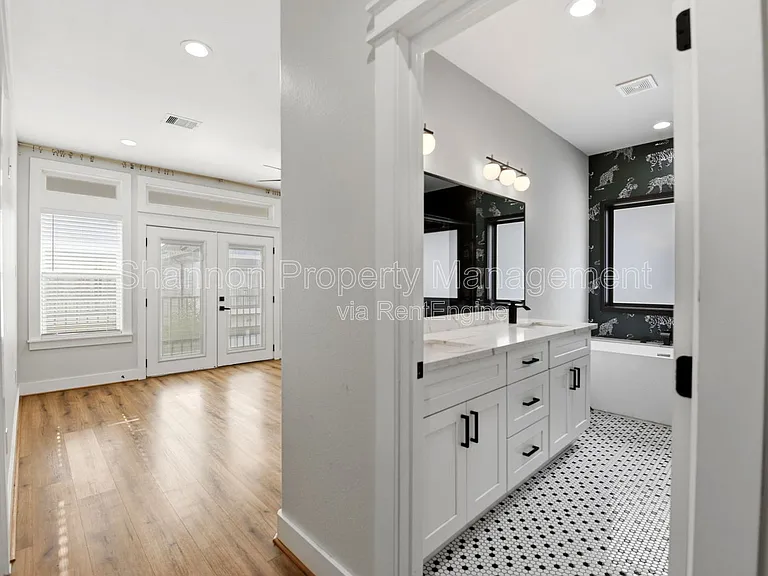 6476 T C Jester Blvd — Photo 27
