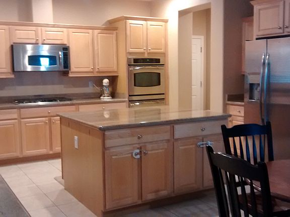 2nd image of 137 Voltaire Ave