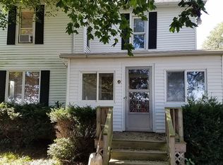 722 E 2600 North Rd, De Land, IL 61839