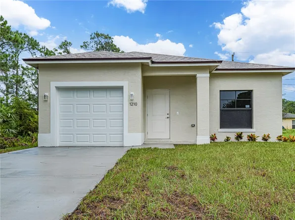 1210 12th Ct SW, Vero Beach, FL 32962