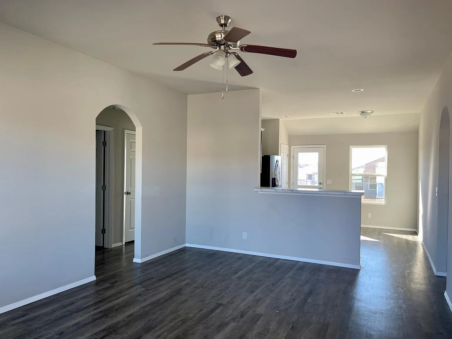 10242 E Larry St — Photo 3