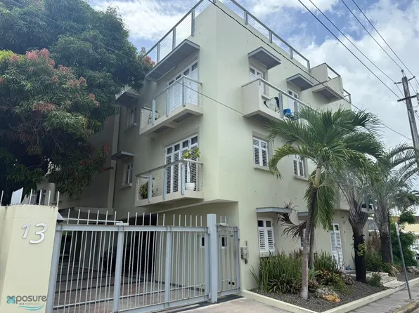 13 Yardley Pl #302, San Juan, PR 00911