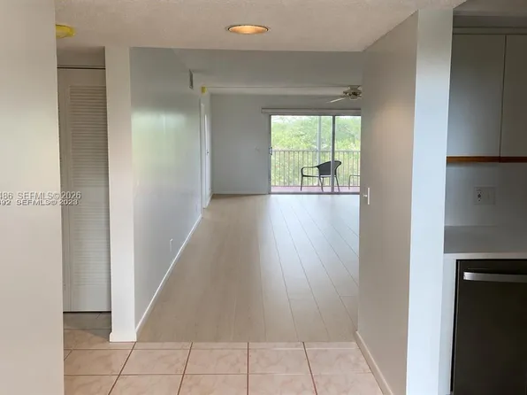 12601 SW 13th St APT 303G, Hollywood, FL 33027