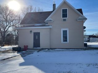 503 Central St, Creighton, NE 68729