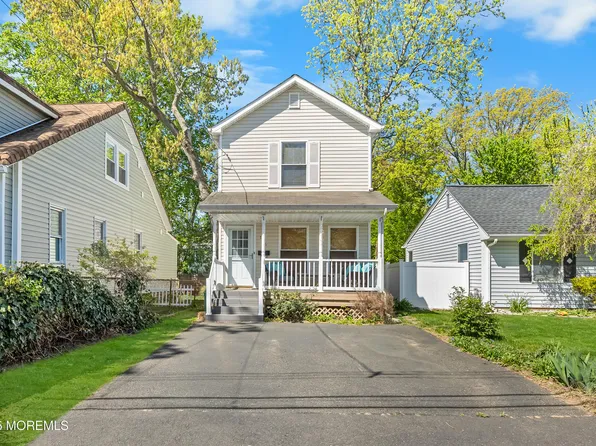 105 Wayside Dr, Keyport, NJ 07735