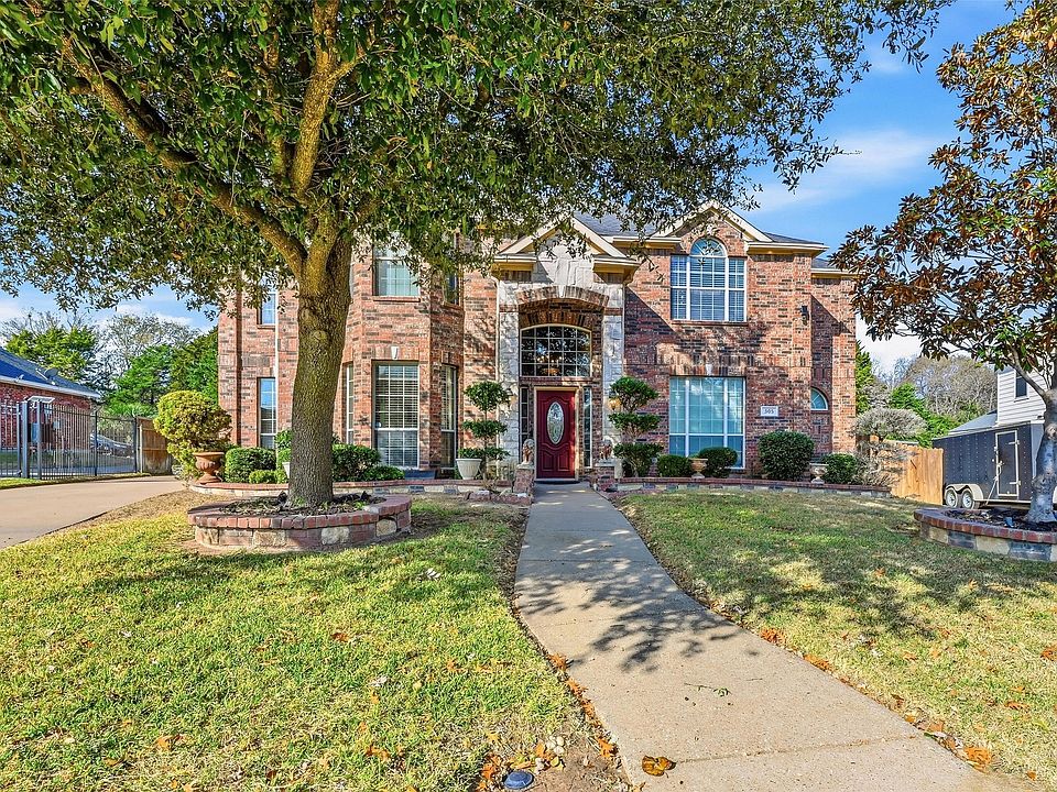 1st image of 305 Wylie Creek Pl