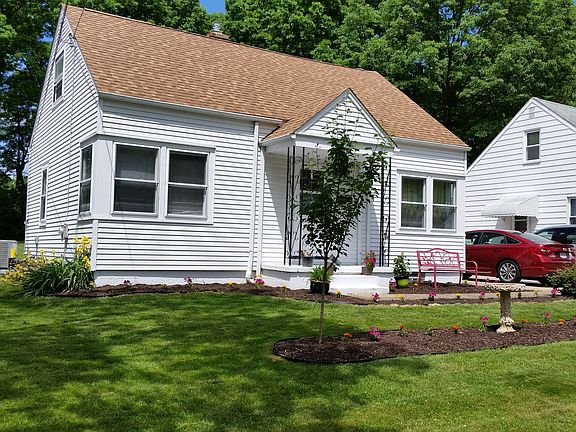 5th image of 3124 7th St