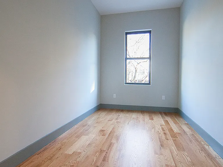 86 Suydam St #1L — Photo 5