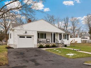 13 Scott Ln, Wakefield, MA 01880