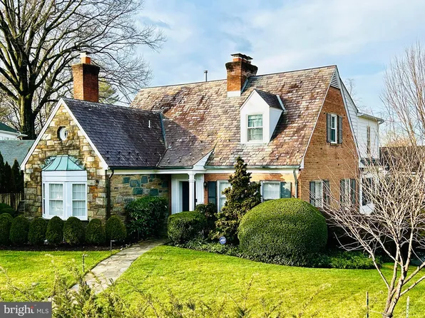 5210 Falmouth Rd, Bethesda, MD 20816