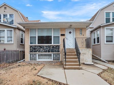 5395 N Northwest Hwy, Chicago, IL, 60630