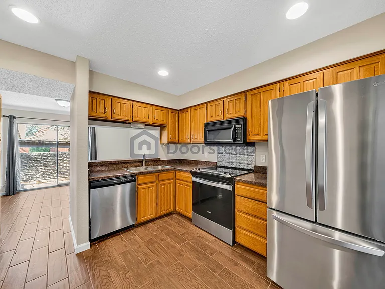 336 Melrose Dr #2C — Photo 18