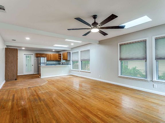 4th image of 4620 Rutland Ave
